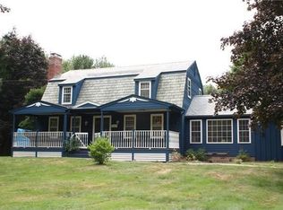 97 Hubbard St, Middlefield, CT 06455