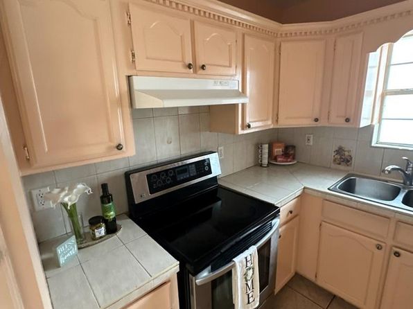 1803 Turqueza Dr APT B