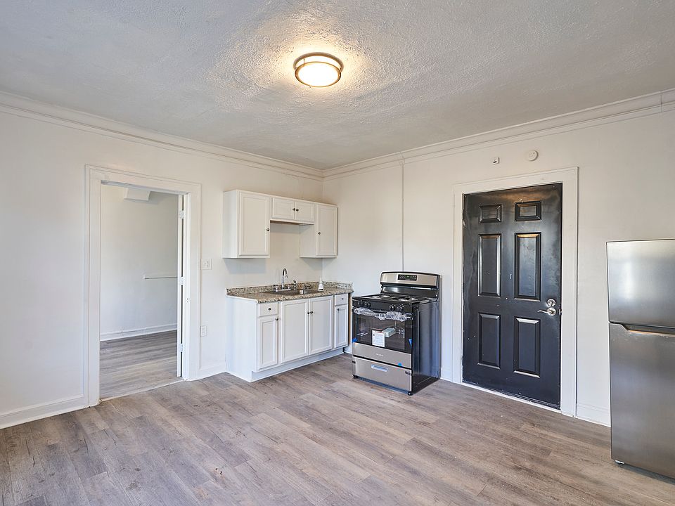 2nd image of 336 Eddy Rd APT 3