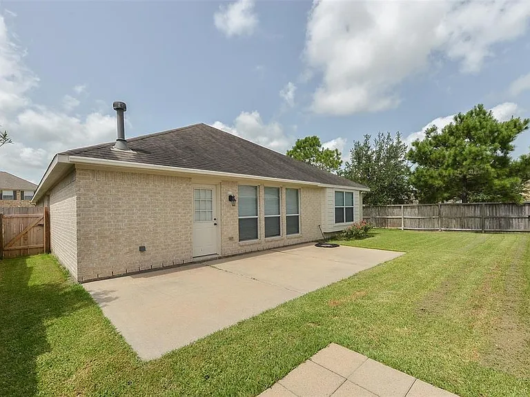 24822 Diamond Run Ct — Photo 11