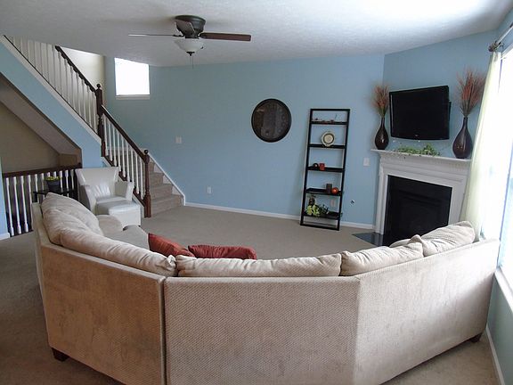 3rd image of 11845 Glenwell Dr