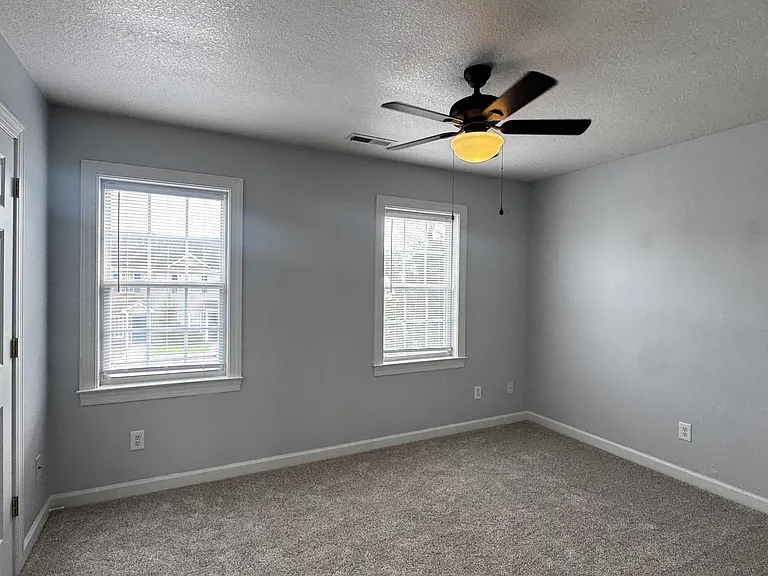 101 Bridgewood Dr — Photo 9