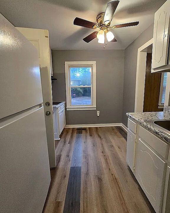 1st image of 124 Park Dr #2