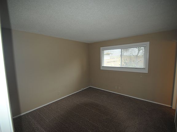 4th image of 2365 La Loma Dr