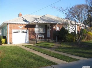 1911 Charles St, Bellmore, NY 11710