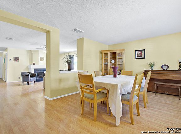 5th image of 13047 Chimney Oak Dr