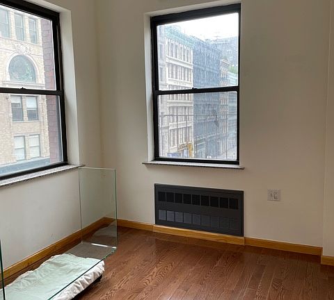 3rd image of 75 Bleecker St APT 4E