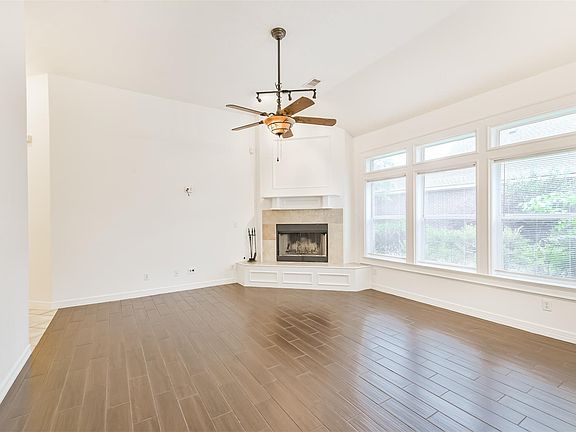 4th image of 13118 Lazy Ln