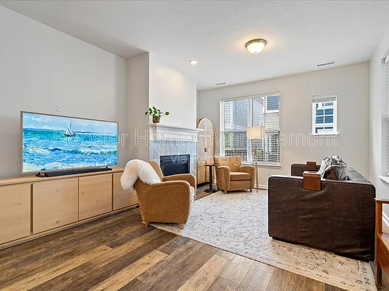 9239 Hawley Dr — Photo 14