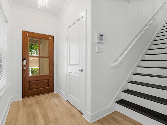 4th image of 20611 Alfonso Ct
