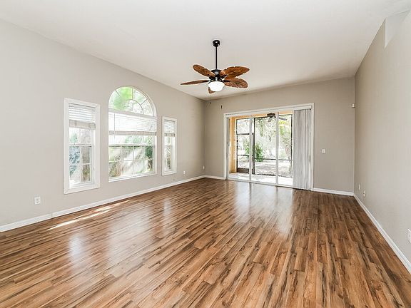 3rd image of 6319 Laurel Creek Trl