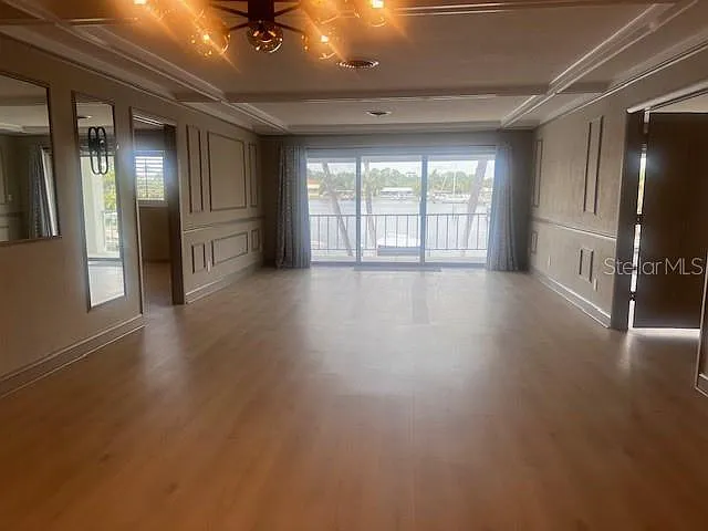 2 bed, 2.0 bath, 1885 sqft, $2,950 — Photo 3