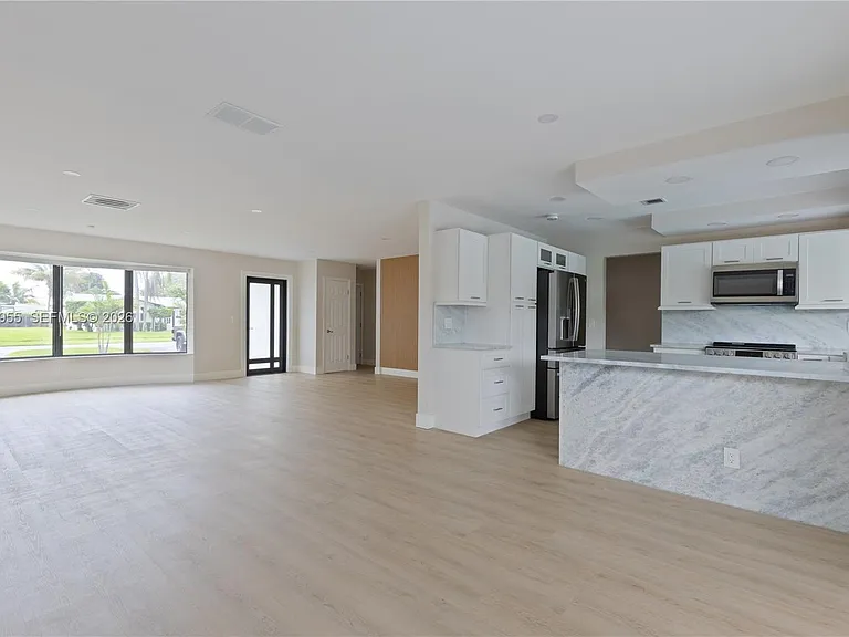 4115 Madison St — Photo 5