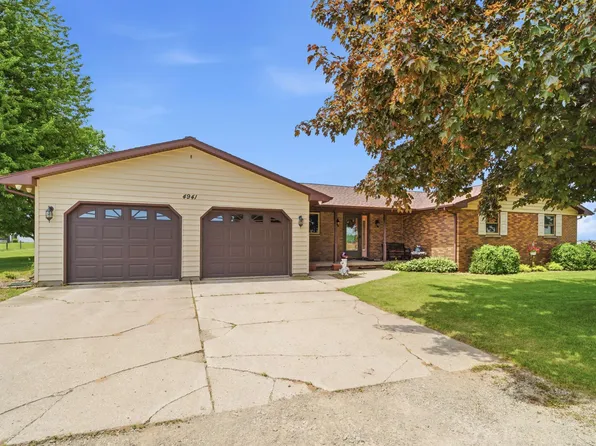 4941 N Overland Rd, Oneida, WI 54155