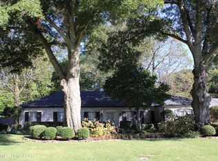 6476 Dresden St, Olive Branch, MS 38654
