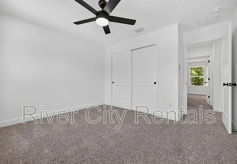 1181 Floyd St — Photo 17