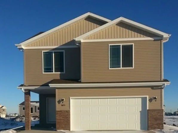 5855 57th Ave S, Fargo, ND 58104