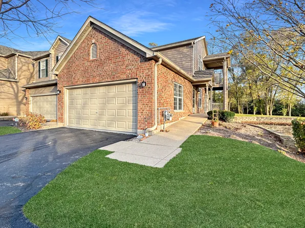 5215 Cobblers Xing #5215, McHenry, IL 60050
