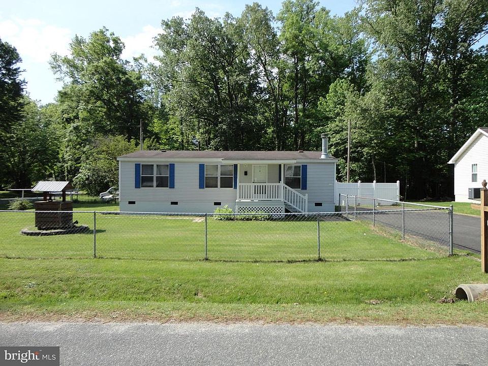 1st image of 155 Piney Forest Dr