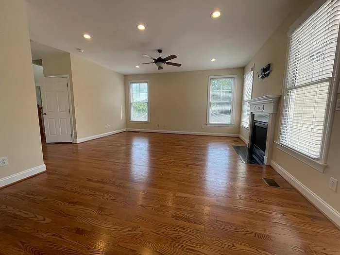 102 Little Branch Trl — Photo 4