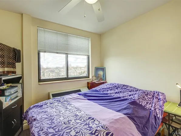 135-46 Grand Central Parkway South Sr image 15 of 17