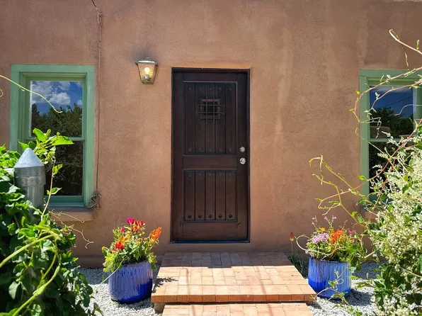 122 W Buena Vista St, Santa Fe, NM 87505