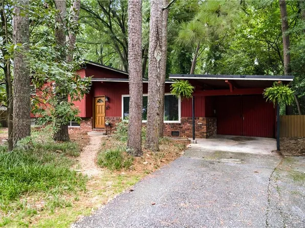 3439 Chestnut Dr, Atlanta, GA 30340