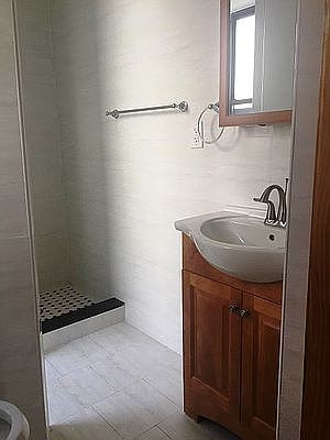 3rd image of 56 Mulberry St APT 18