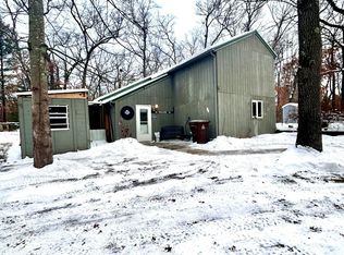 1643 215th Ave, Morley, MI 49336