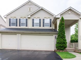 2247 Janice Ln, Bolingbrook, IL 60490