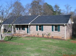 119 Bluebird Hl, Chesnee, SC 29323