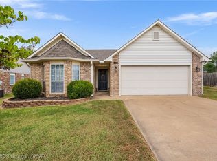 7818 Parkview Dr, Fort Smith, AR 72916