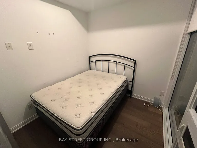 42 Charles St E #1509 — Photo 5