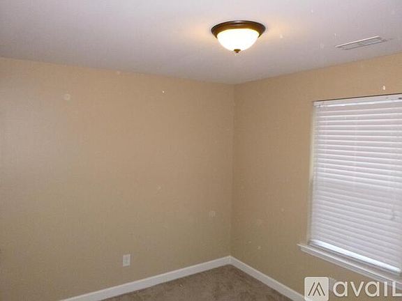 5th image of 803 General Westmoreland Ct #803