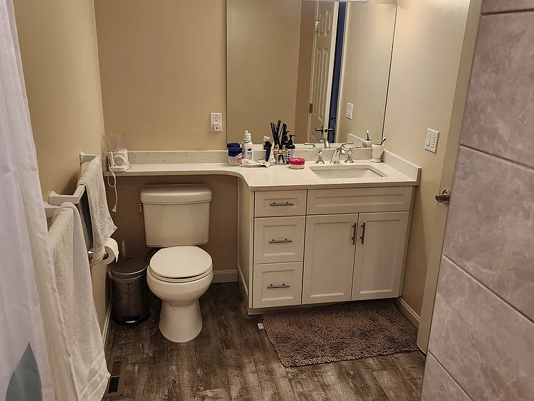 801 Manor Ter #801 — Photo 8