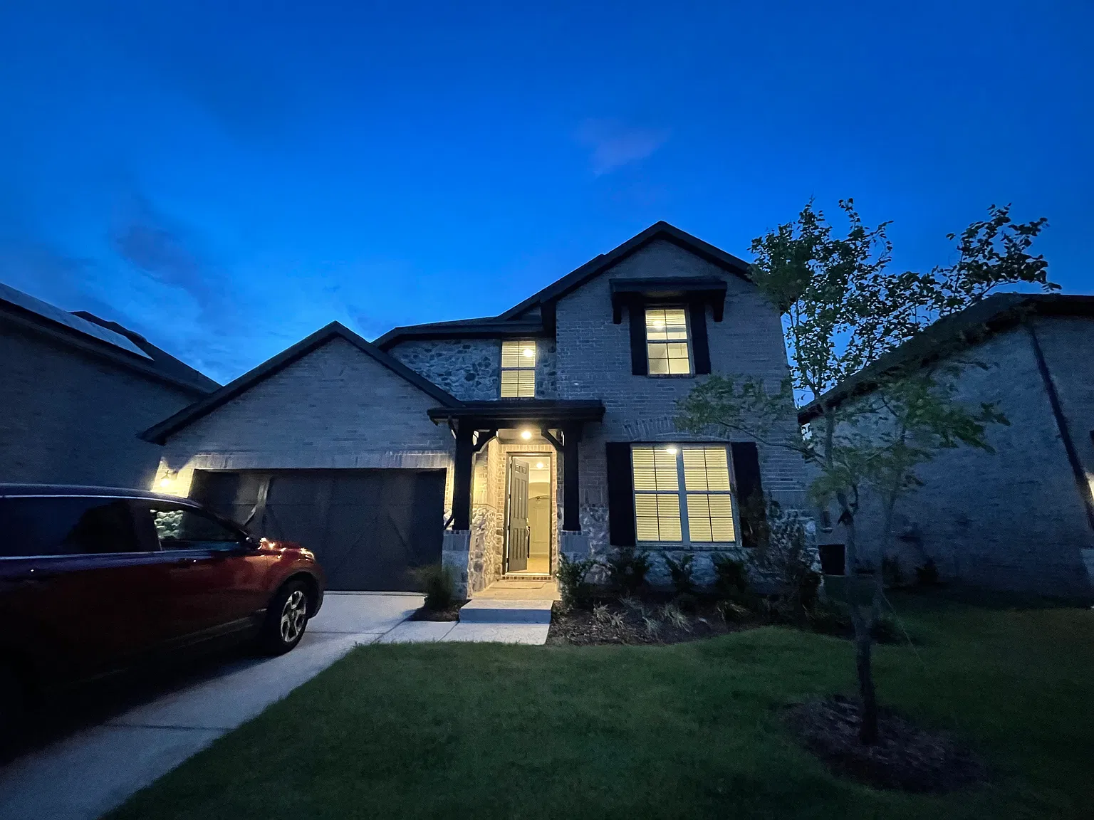 4 bed, 3200 sqft, $2,900 — Photo 1