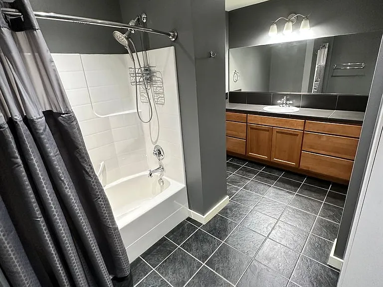 315 W Riverside Ave #305 — Photo 9