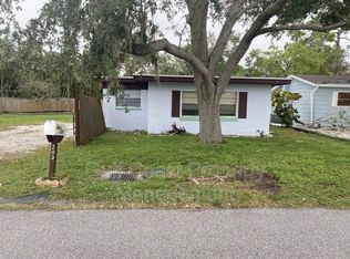 203 Palmetto Rd W, Nokomis, FL 34275
