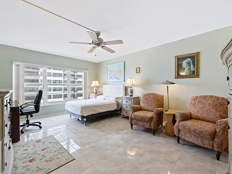 3850 Galt Ocean Dr #901 — Photo 13