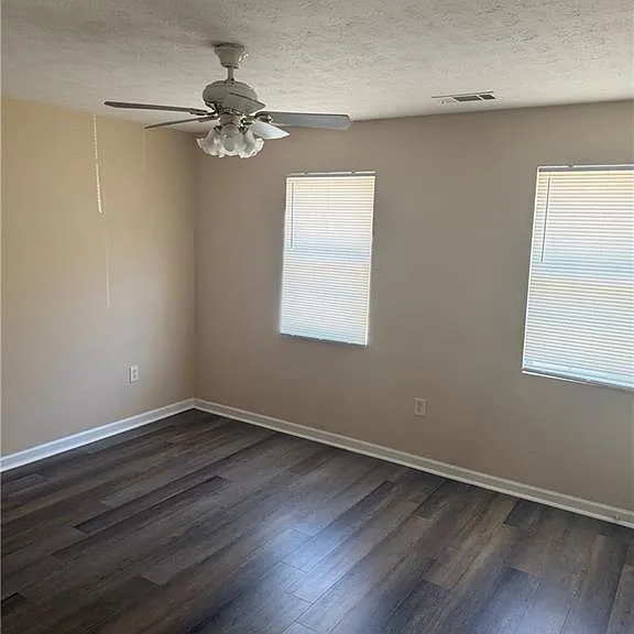 209 E Wilson St #48 — Photo 8