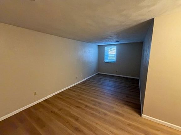 4th image of 626 Greenwood Pl APT 1