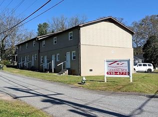 409 Barton St, Easley, SC 29640