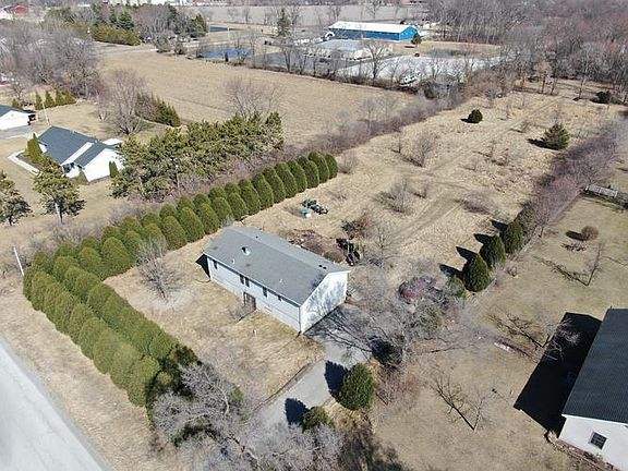 4th image of 11877 N 600 W