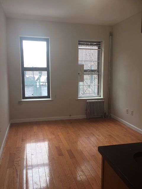 1st image of 226 Thompson St APT 18