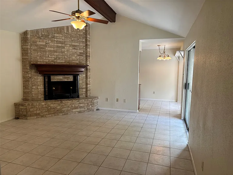 25 N Deerfoot Cir — Photo 4