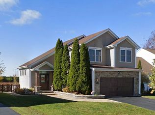 5526 Windgate Way, Lake In The Hills, IL 60156