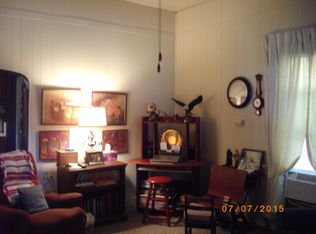 304 W Cherry St, Norris City, IL 62869