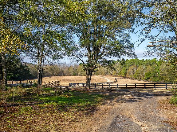 5th image of 2300 Salley Rd