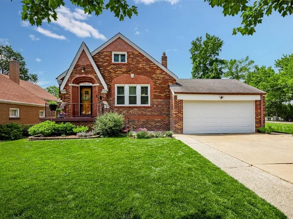 7646 Hawthorne Pl, Saint Louis, MO 63130