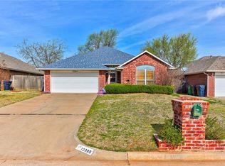 12305 SW 10th St, Yukon, OK 73099